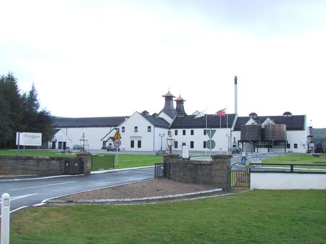 Dalwhinnie Distillery distillery site photograph