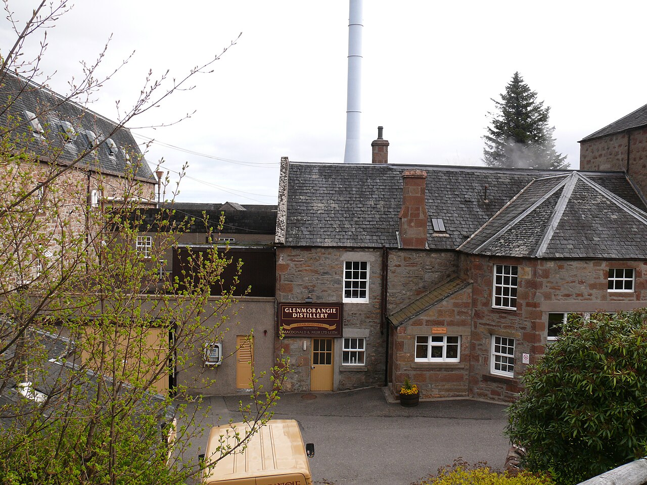 Glenmorangie Distillery distillery site photograph